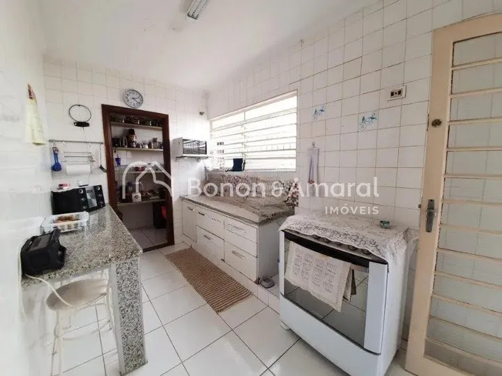 Imagem Casa térrea à venda, com 220m² de área construída, Parque Taquaral