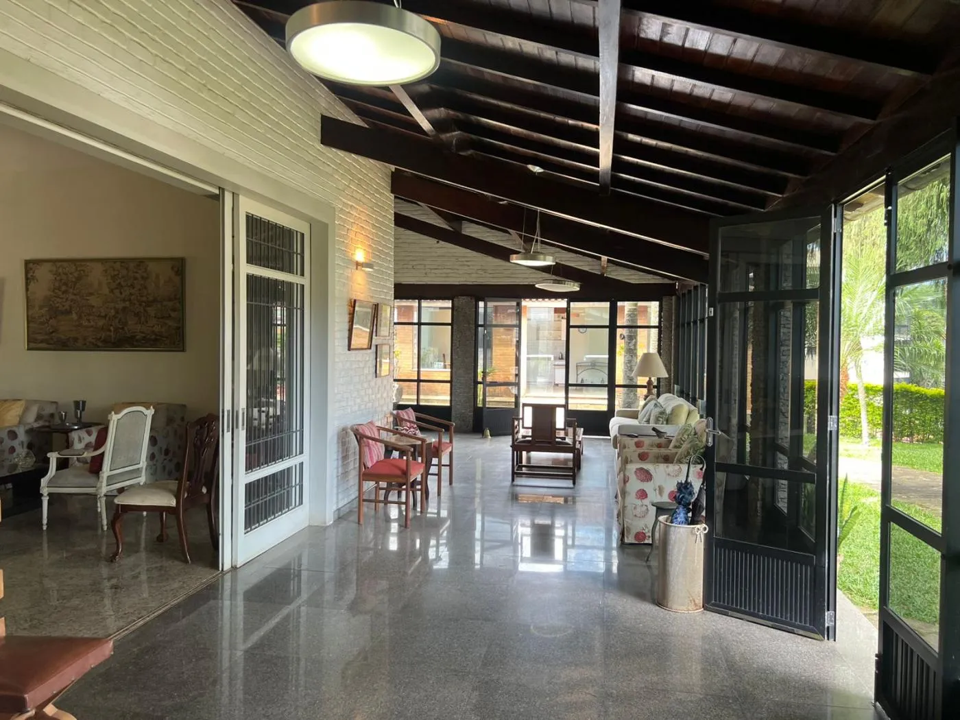 Imagem Casa para Venda em Petrópolis / RJ no bairro Valparaíso