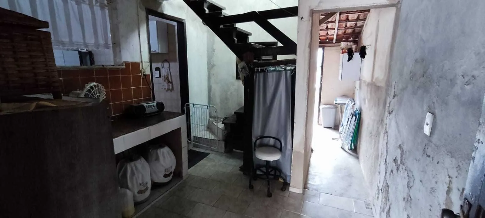Imagem Casa Duplex à Venda em Itaipu, com 4 Qts, Suíte, 2 Vagas, Quintal - Maravista Niterói