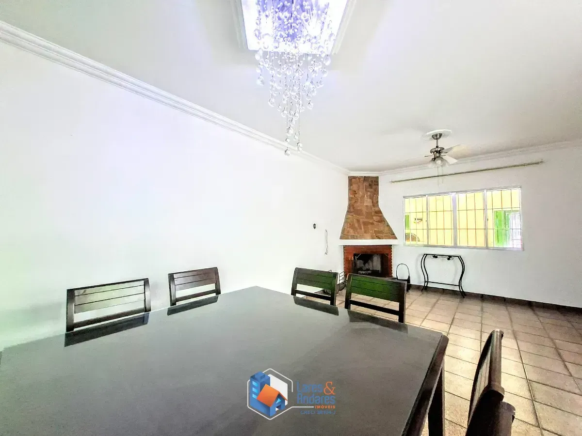 Imagem Sobrado para venda em Chora Menino com 3 quartos, sendo 1 suíte, 187m²