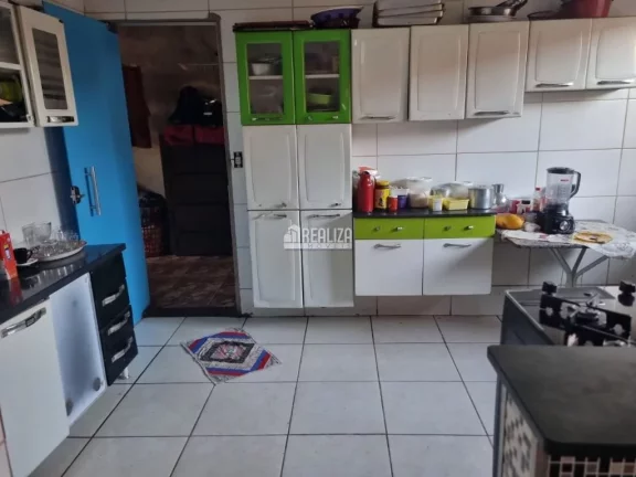 Imagem Casas à venda no bairro Beija-Flor, Uberaba - 3 dormitórios, garagem e varanda!