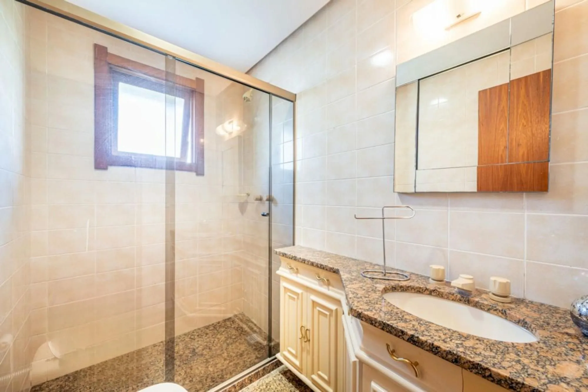 Imagem Apartamento à venda em Petrópolis com 153 m², 2 quartos, 1 suíte, 2 vagas