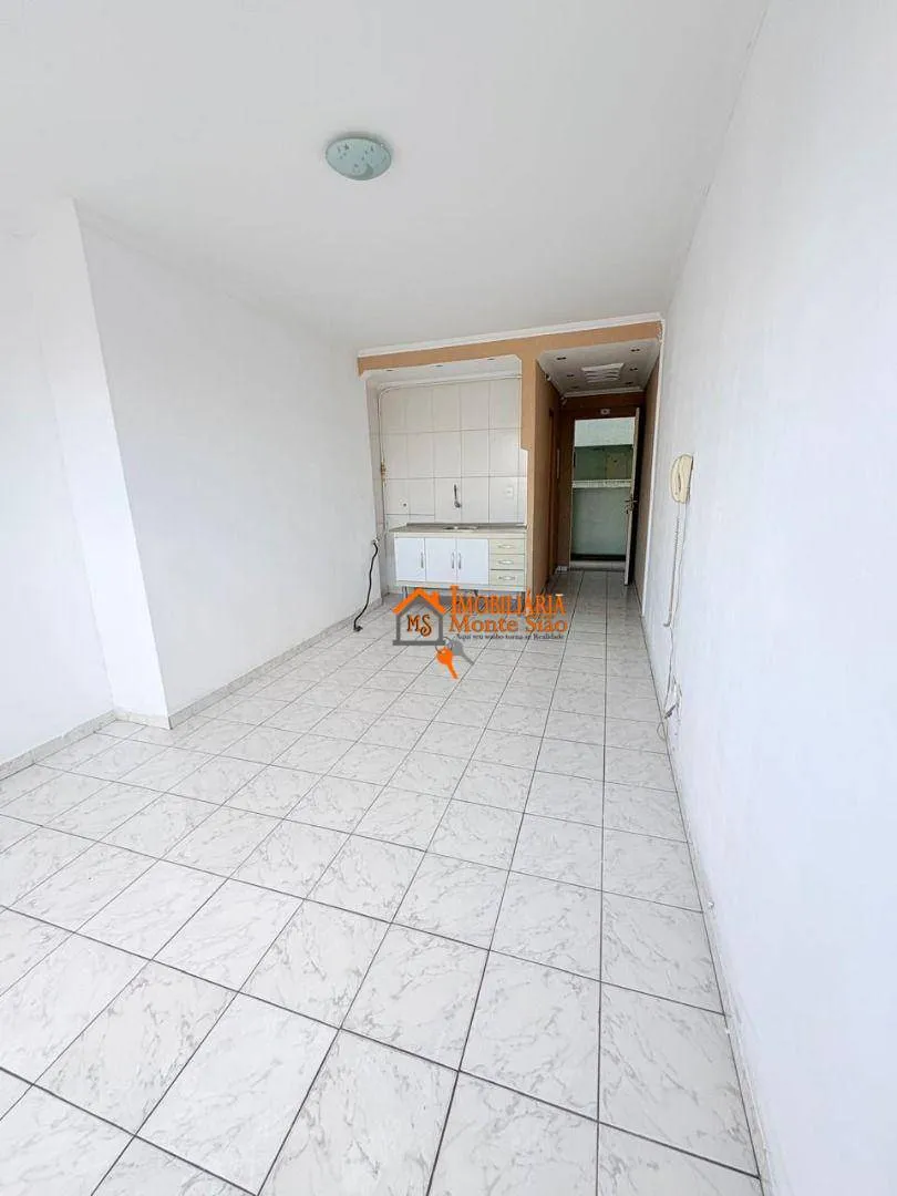 Imagem Kitnet com 1 dormitório à venda, 24 m² por R$ 190.000,00 - Centro - Guarulhos/SP