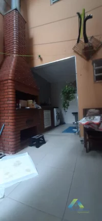Imagem LINDO SOBRADO COM 210m² COM 3 SUÍTES COM ALTO PDRÃO DE ACABAMENTO!