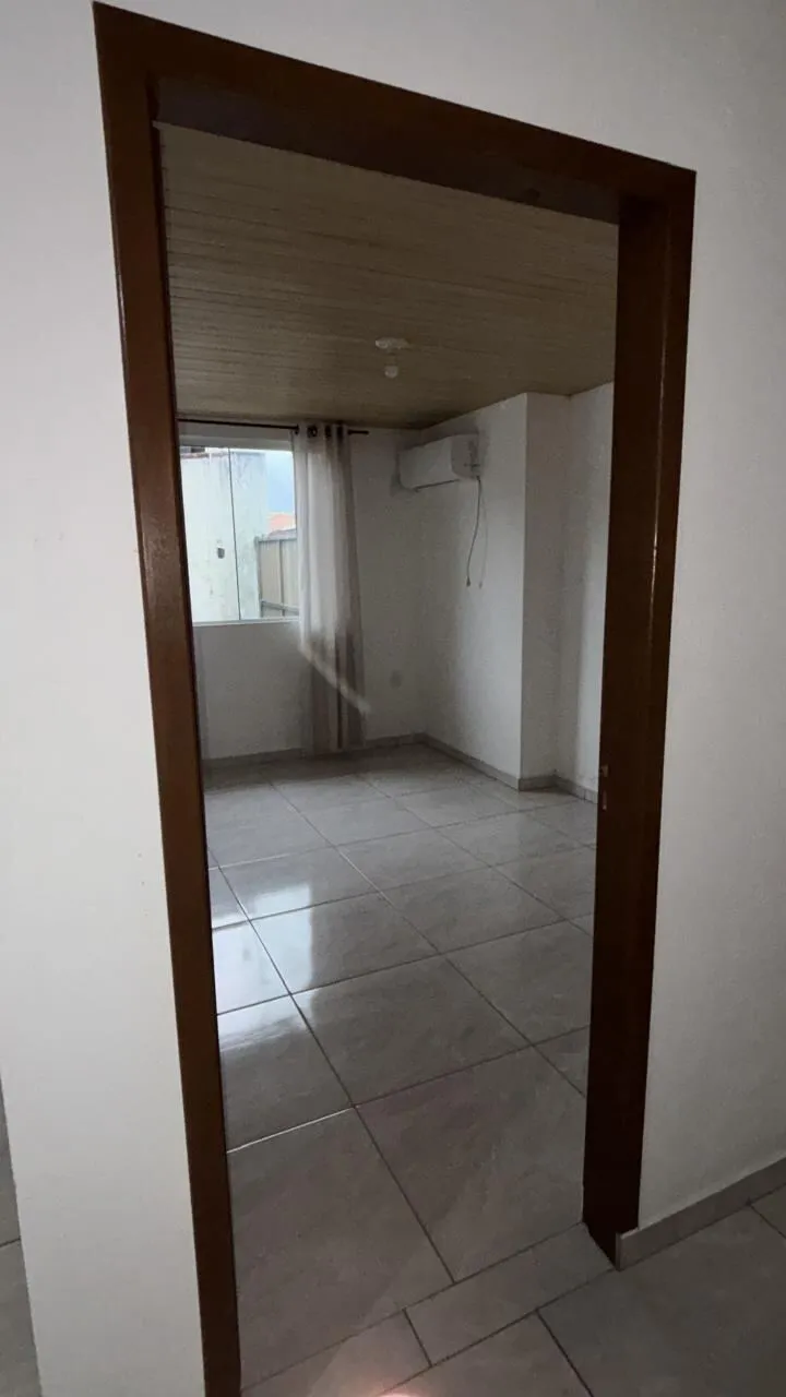 Imagem CASA PARA LOCAÇÃO NO BAIRRO ESPINHEIROS