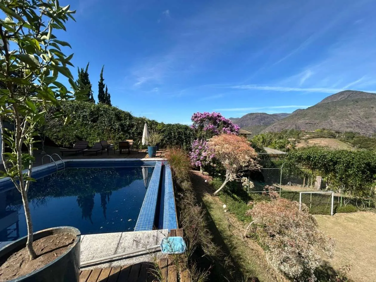 Imagem Casa em Condomínio para Venda em Petrópolis / RJ no bairro Araras