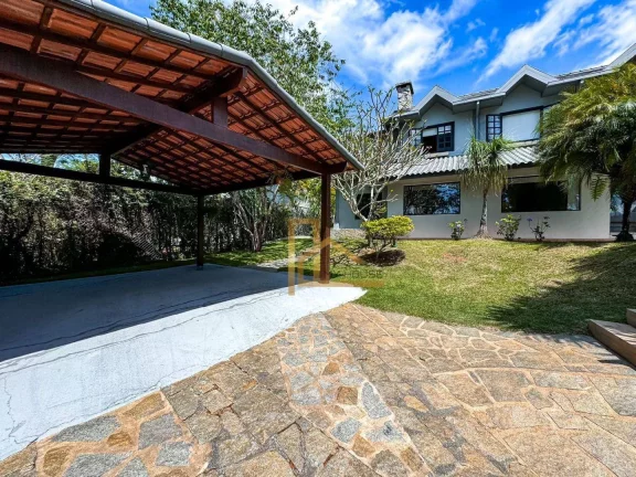 Imagem Casa com 5 dormitórios e lazer privativo à venda na Região do Green Valley em Albuquerque - Teresópolis/RJ