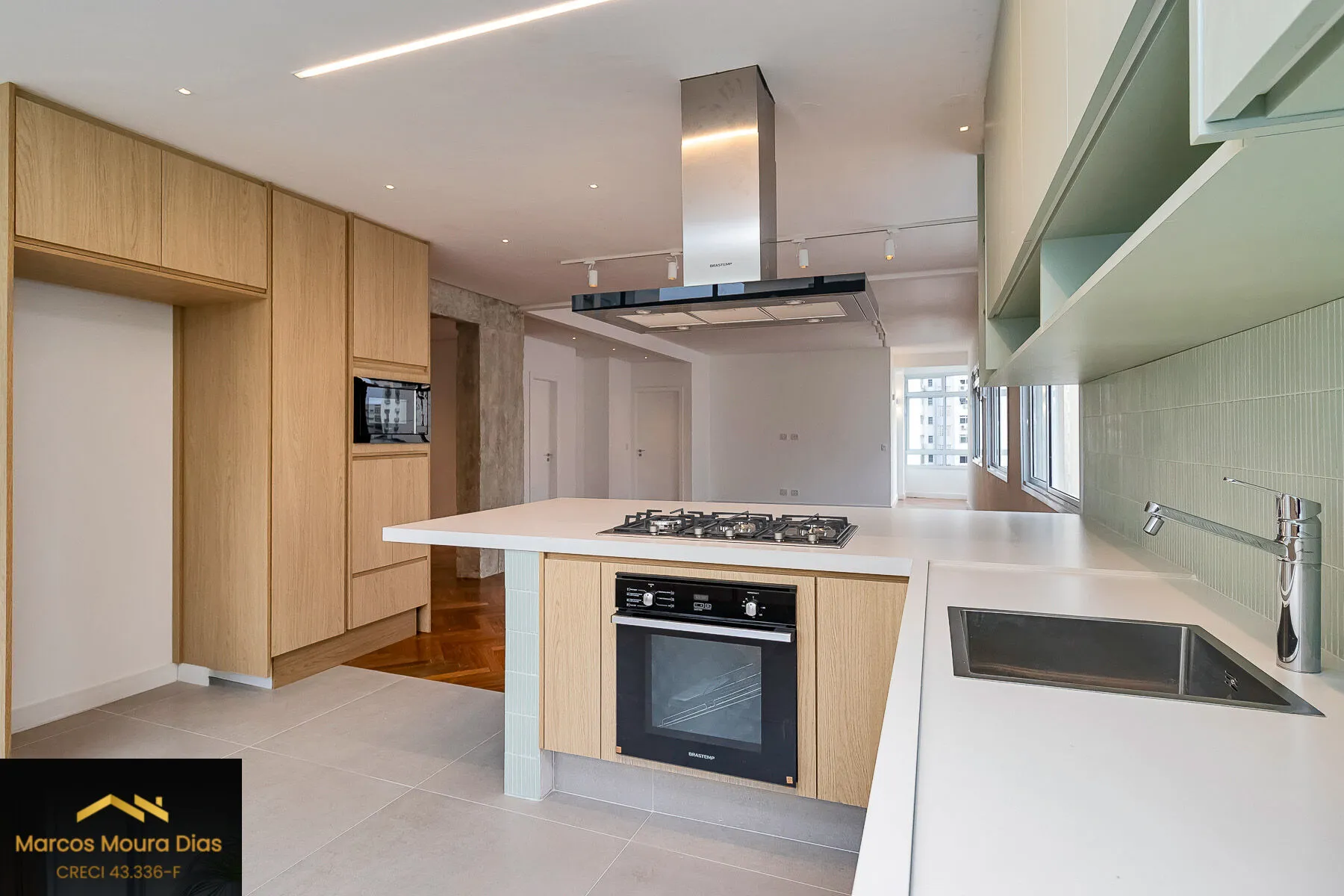 Imagem Apartamento 230,48m², Reformado, 3 Dormitórios, 1 suíte, 2 vagas, Higienópolis