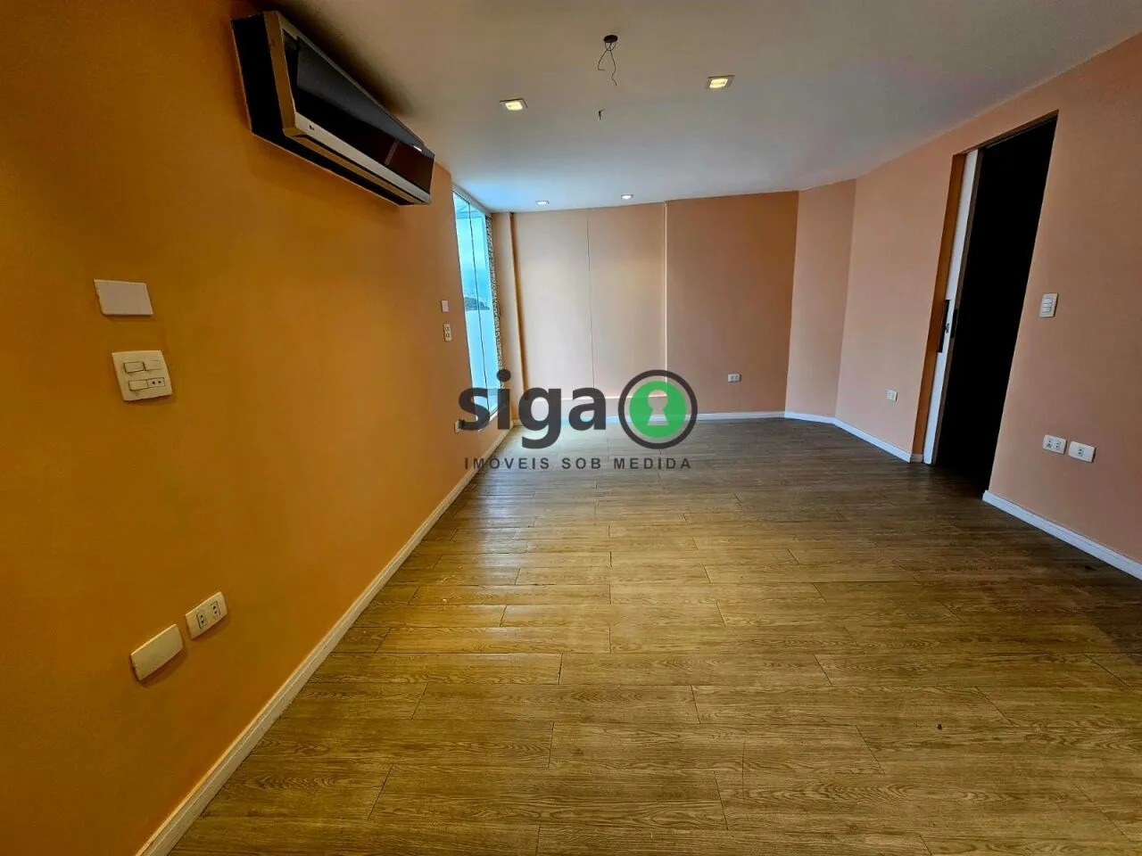 Imagem Duplex Exclusivo com 410 m², 5 Quartos, Piscina Privativa e 4 Vagas!