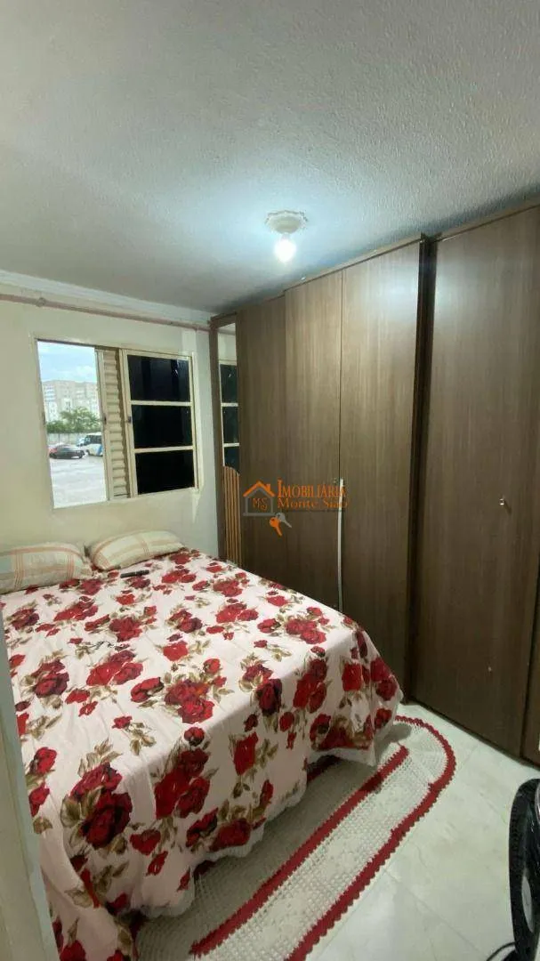 Imagem Casa com 2 dormitórios à venda, 42 m² por R$ 250.000,00 - Jardim Santo Expedito - Guarulhos/SP
