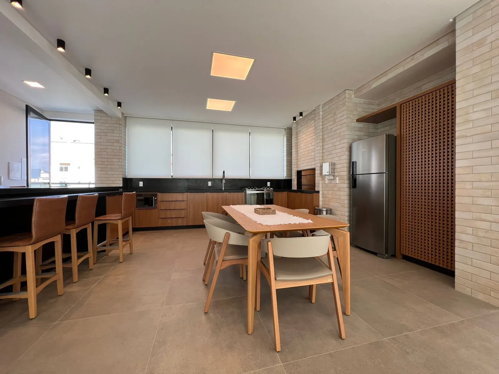 Imagem Apartamento com vista para o mar à venda com 131m2 por R$ 1.950.000,00