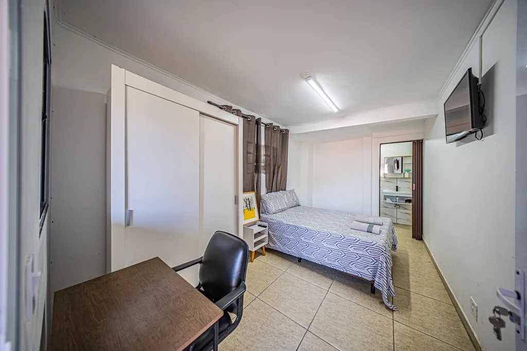 Imagem Casa à venda em São Paulo, Vila Mariana, com 6 quartos, 256.6m2