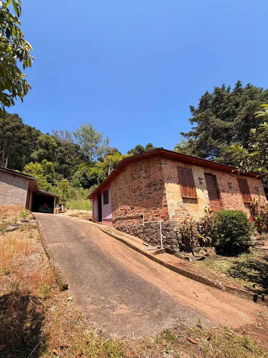 Imagem Chácara à venda em Caxias do Sul, Centro, 20000m2
