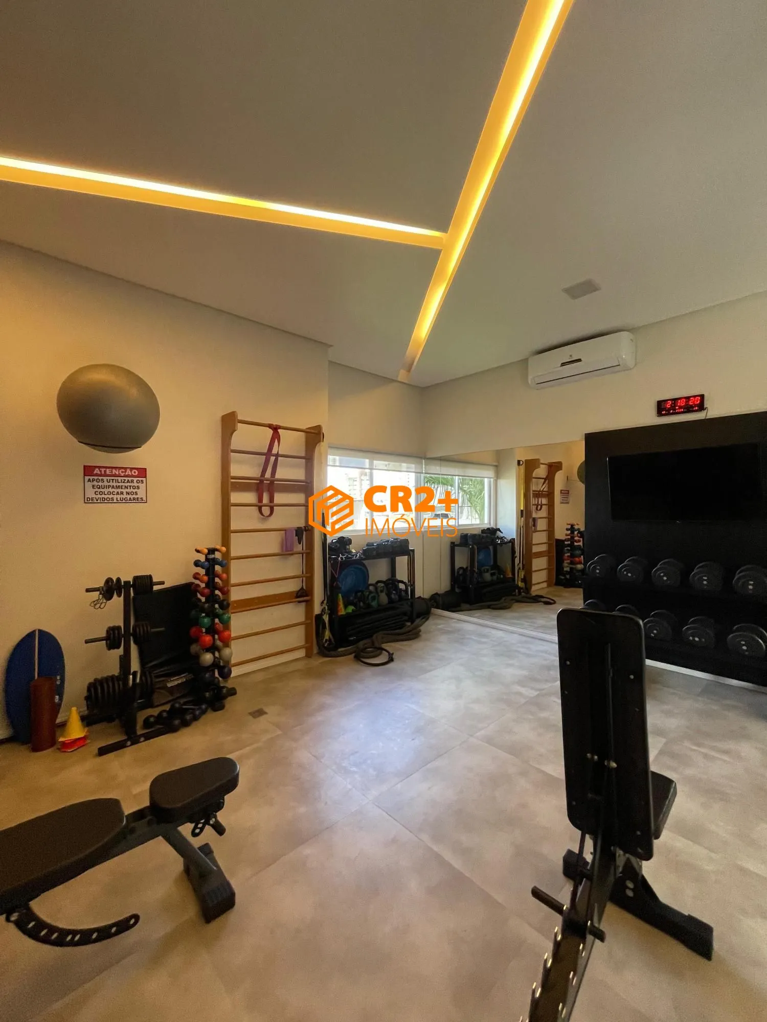 Imagem Vendo apartamento com a metragem de 162, em boa viagem com varanda integrada com
