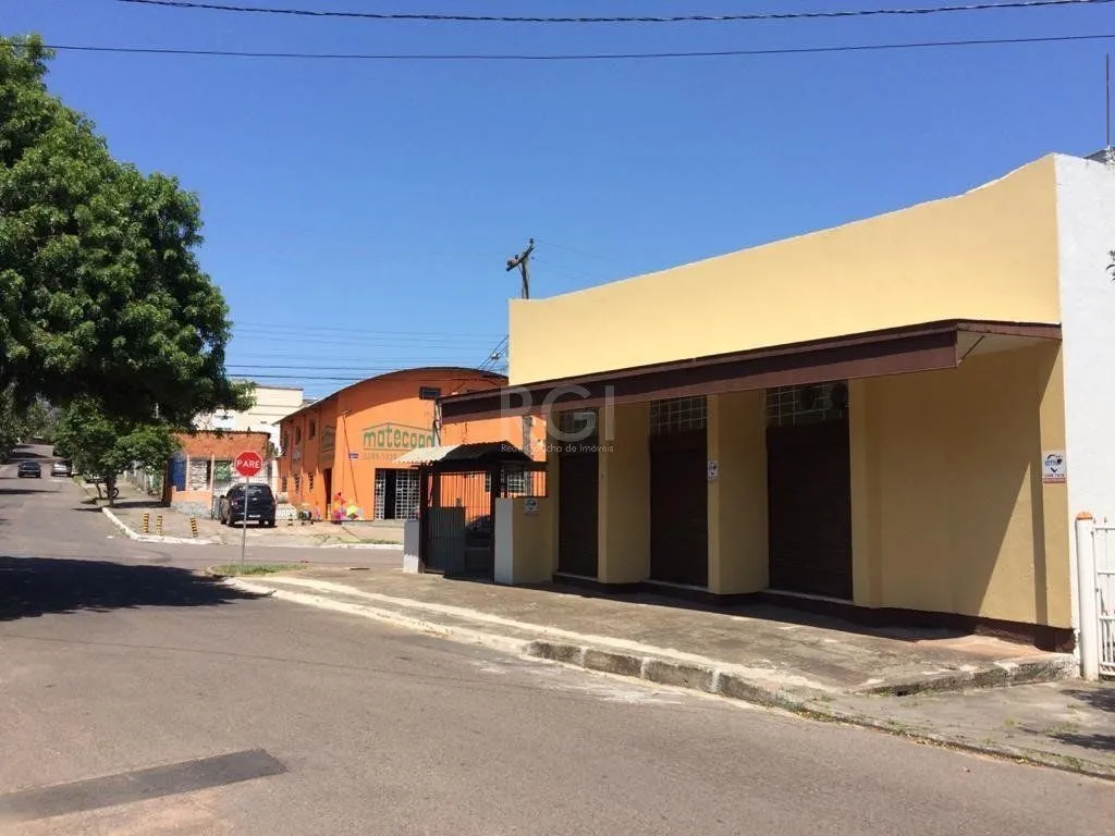 Imagem Casa para Venda - 233m², 4 dormitórios, 5 vagas - Nonoai
