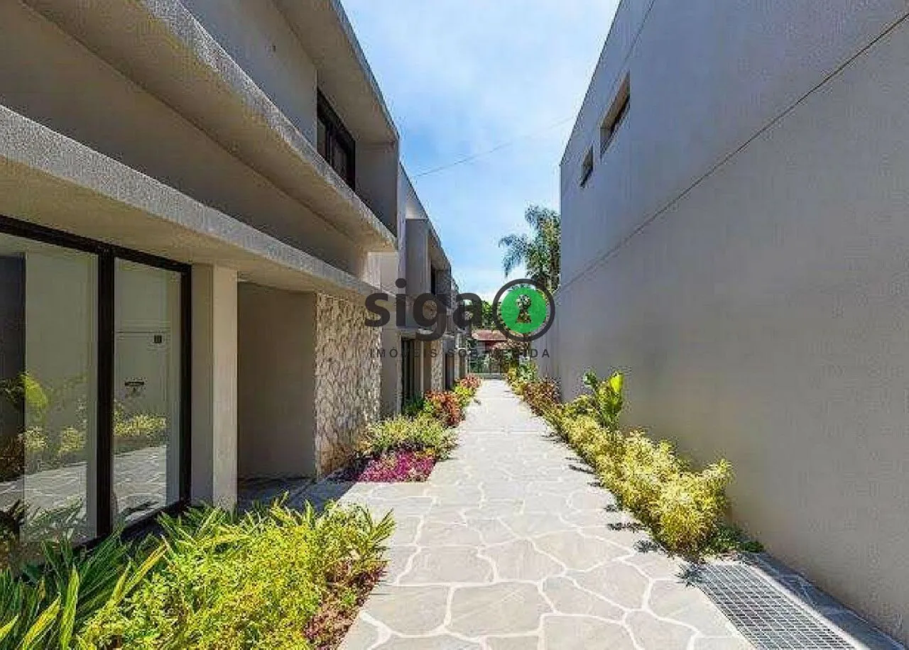 Imagem Casa de condomínio a venda na Granja Julieta com 4 quartos