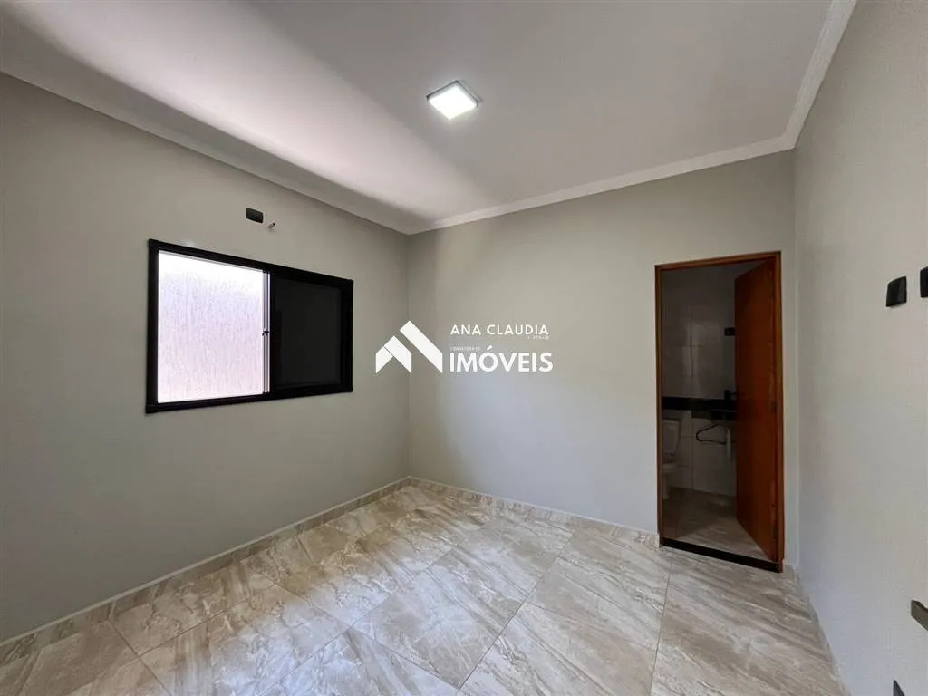 Imagem Casa a venda na cidade de Itanhaém
