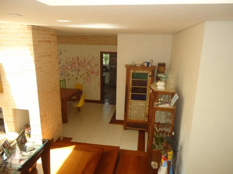 Imagem Casa de luxo em condomínio exclusivo com 4 suítes e 500m² em Valinhos-SP no Condomínio Village Visconde de Itamaracá.