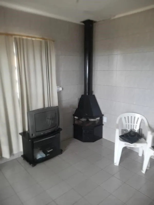 Imagem Casa 4 dormitórios, 1 suíte, vagas de garagem, Bairro Bom Princípio