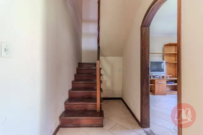 Imagem Casa com 5 dormitórios para alugar, 270 m² por R$ 7.222,00/mês - Partenon - Porto Alegre/RS