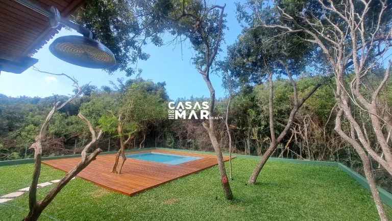 Imagem Casa de Luxo em Condomínio na Praia Rasa: 5 Quartos, 5 Suítes e 260m² em Armação dos Búzios-RJ