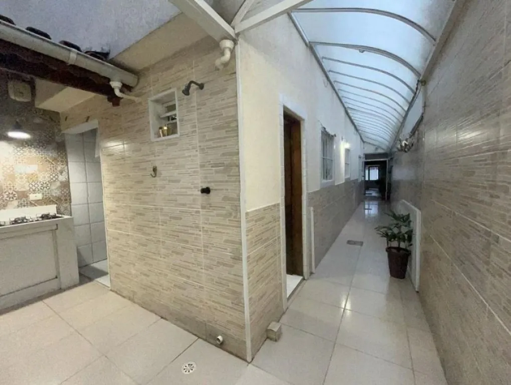 Imagem CASA COM 120,00 m² - GUILHERMINA - PRAIA GRANDE SP
