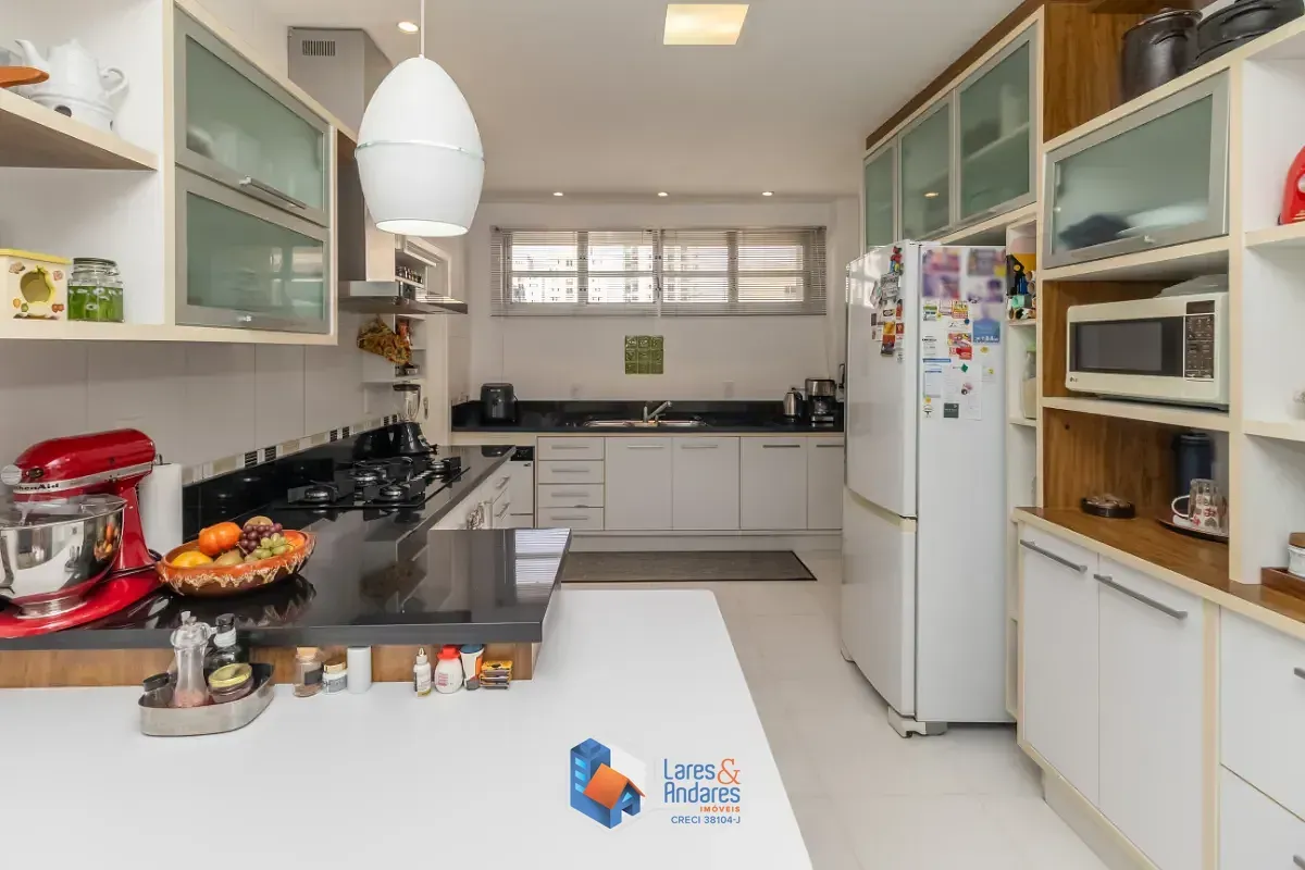 Imagem Apartamento para venda em Santa Cecília com 3 quartos, sendo 1 suíte, 210m²