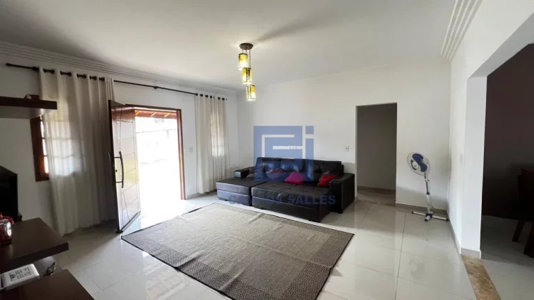 Imagem Chácara com 4 dormitórios à venda, 1300 m² por R$ 750.000,00 - Lavras de Baixo - Socorro/SP