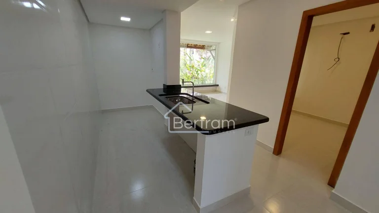 Imagem Apartamento com 2 dormitórios à venda, 63 m² por R$ 490.000,00 - Condomínio Porto Bracuhy - Angra dos Reis/RJ