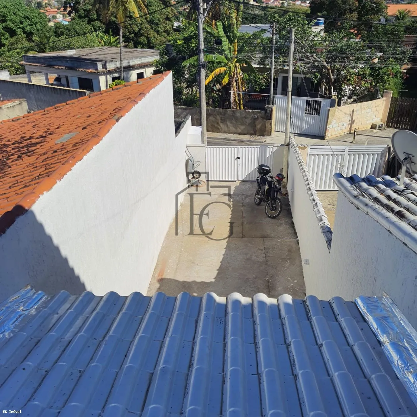 Imagem Casa para Venda em Araruama, Alto da Boa Vista, 2 dormitórios, 2 suítes, 1 banheiro, 2 vagas