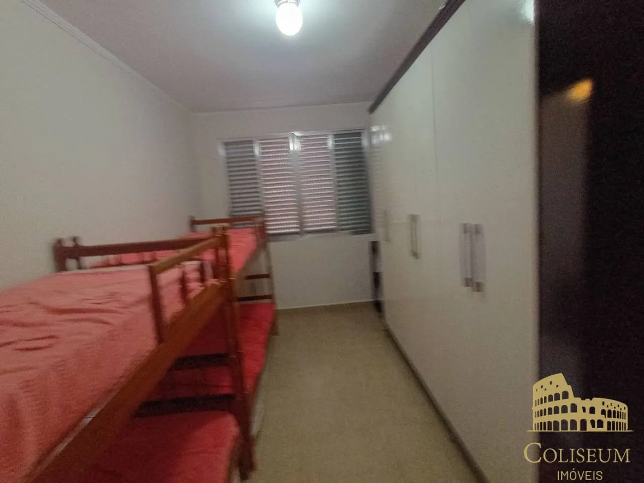 Imagem Apartamento com 1 dormitório para alugar, 32 m² por R$ 2.300,00/mês - Boqueirão - Praia Grande/SP