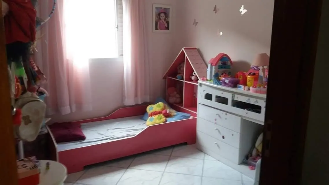 Imagem Casa à venda 3 Quartos, 1 Suite, 2 Vagas, 200M², Água Preta, Pindamonhangaba - SP