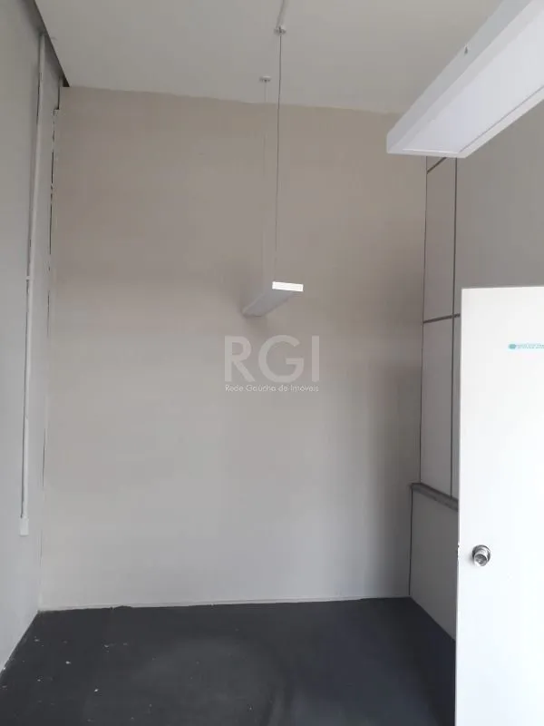 Imagem Depósito/Pavilhão para Locação/Aluguel - 500m², 0 dormitórios, Medianeira