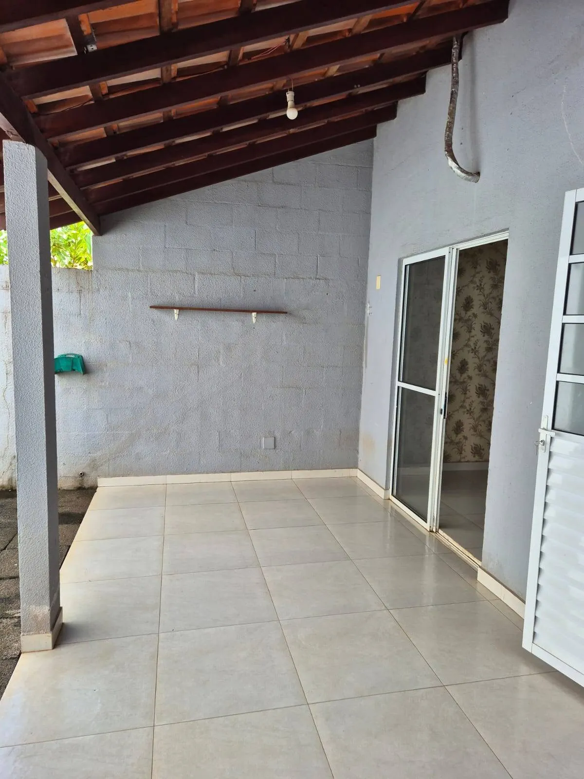 Foto do imóvel Casa 2 Quartos Condomínio San Marino 2 Quartos 1 Banheiro em Avenida A
