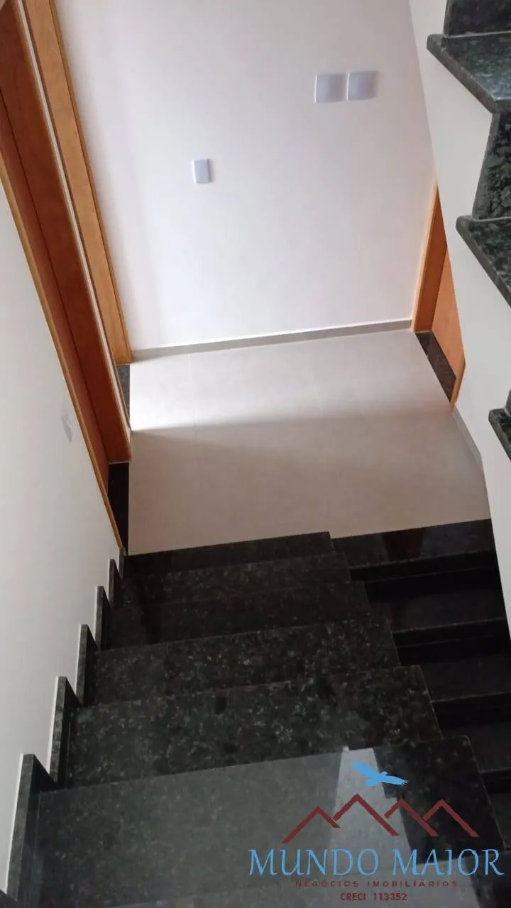 Imagem Sobrado novo com 2 Quartos e 2 banheiros à Venda, 136 m² por R$ 550.000