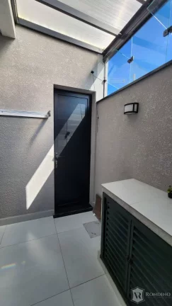 Imagem Casa T?(C)rrea com 03 dormitórios e piscina