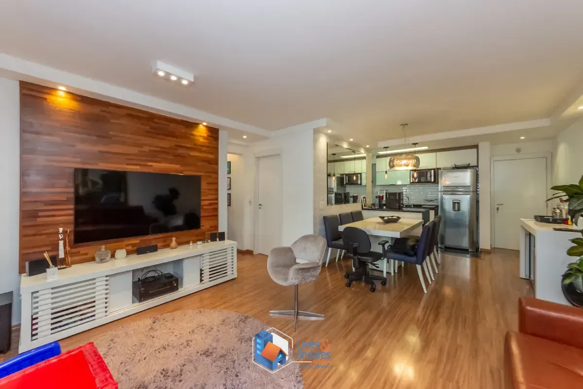 Imagem APTO À VENDA, COM 82 M², 2 DORMS. (1 SUÍTE) COM ARMÁRIOS EMB. E AR COND. , VARANDA GOURMET, PISCINA E 2 VGS. NA VILA GUMERCINDO - SP.