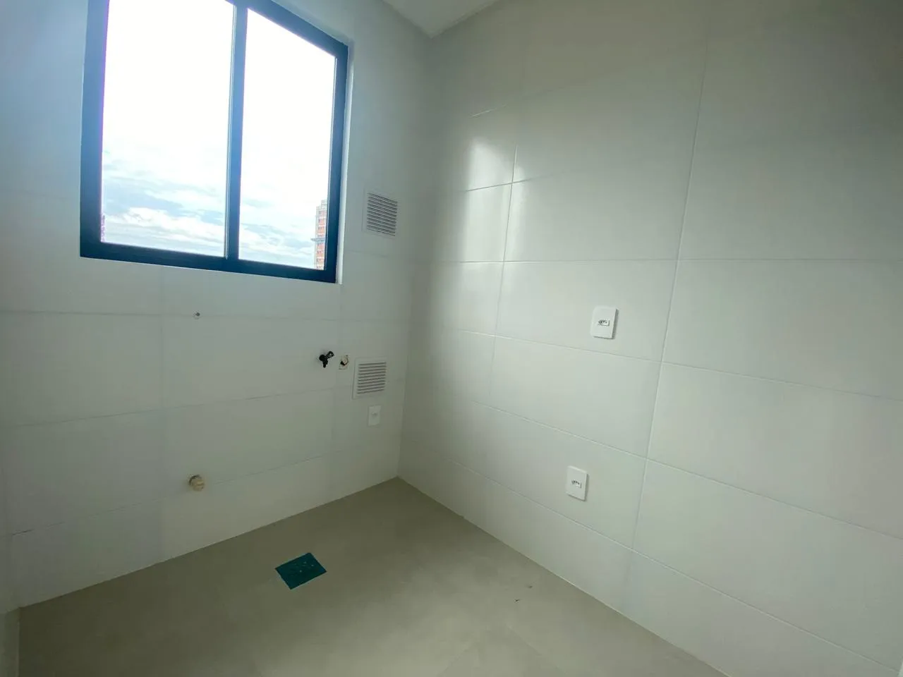 Imagem Apartamento com vista para o mar à venda com 130m2 por R$ 2.300.000,00
