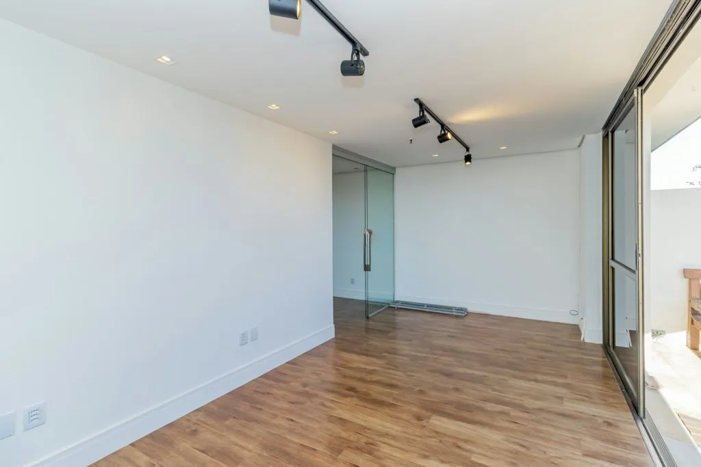 Imagem Sala / Conjunto Comercial à venda no Bairro Moinhos de Vento - Porto Alegre