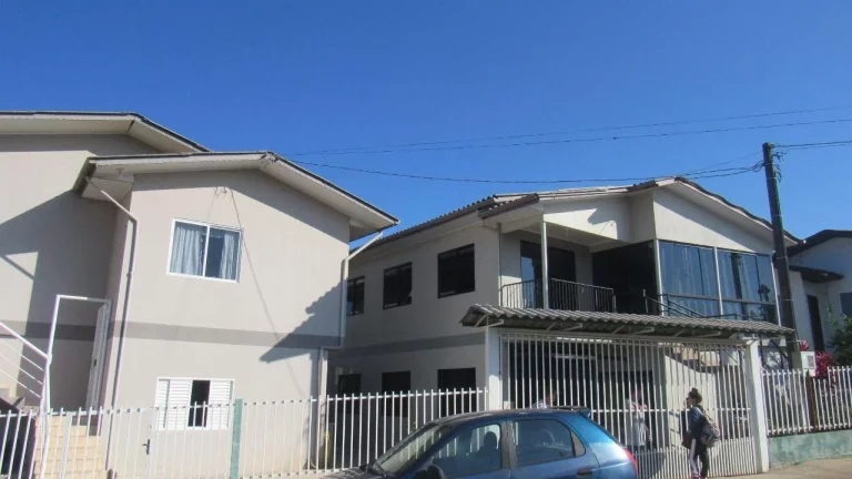 Imagem Casa para Venda em Concórdia, Santo Antônio, 5 dormitórios, 3 banheiros