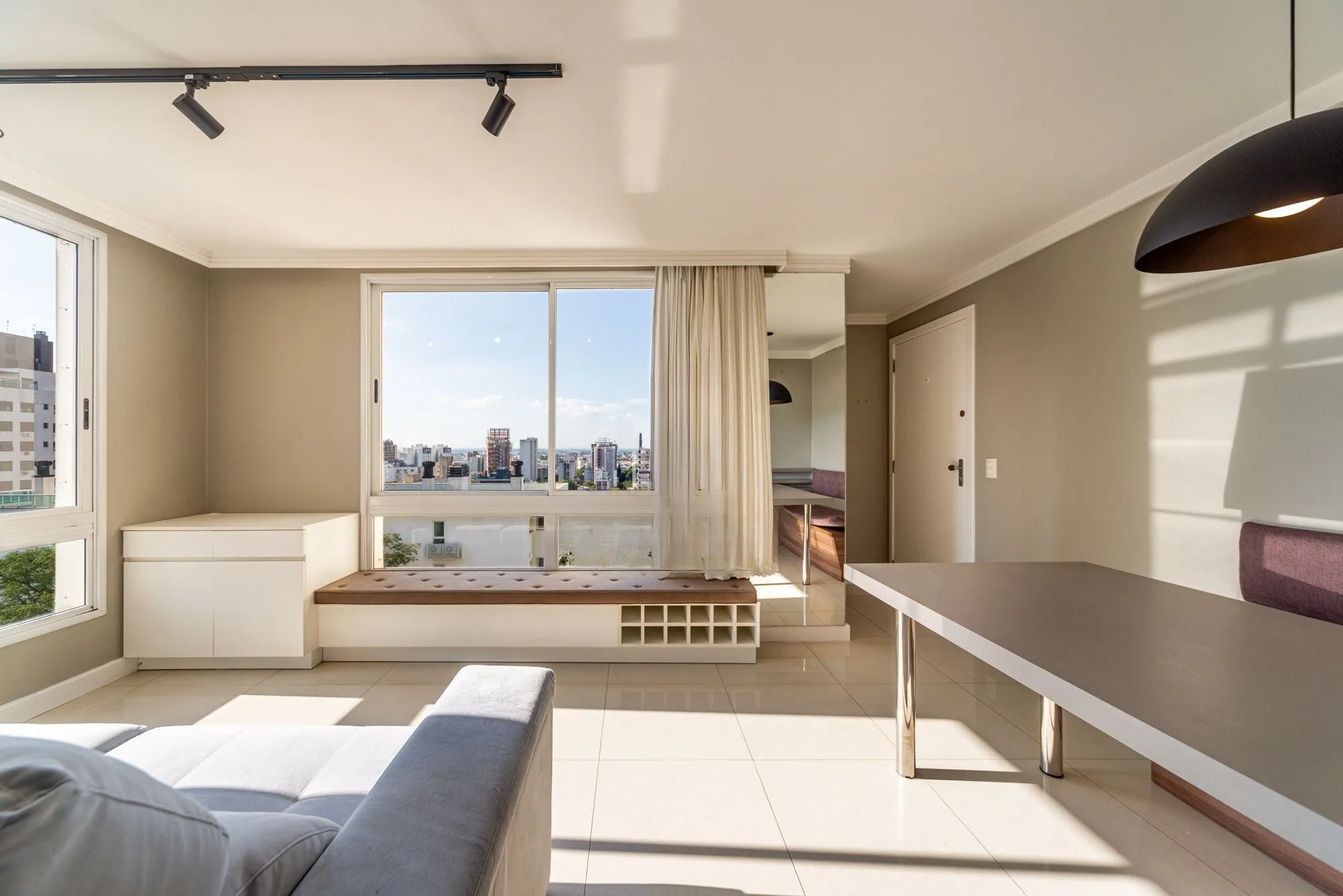 Imagem Vende-se apartamento com 1 quarto e 1 vaga - Mont'Serrat