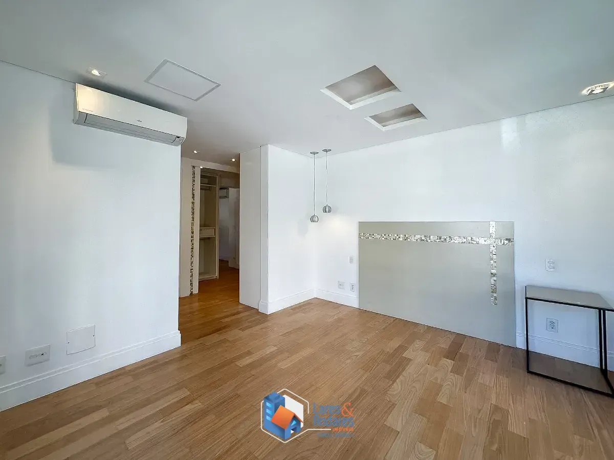 Imagem Casa no condomínio Quadra Real para venda com 3 quartos, sendo 3 suítes, 450m²