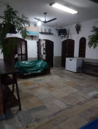 Imagem CASA COM PISCINA , 04 SUITES