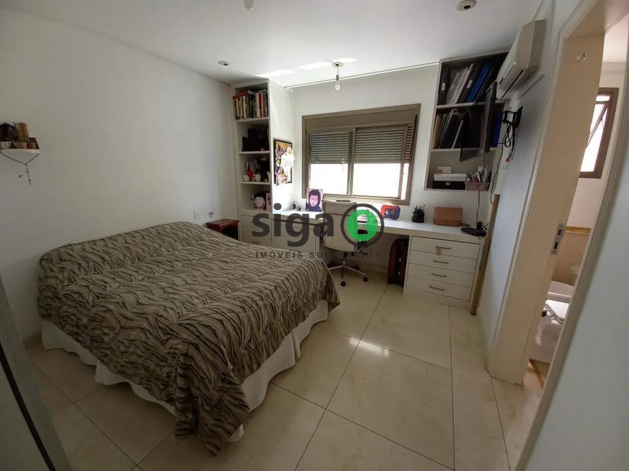 Imagem Apartamento a venda no Campo Belo com 4 quartos