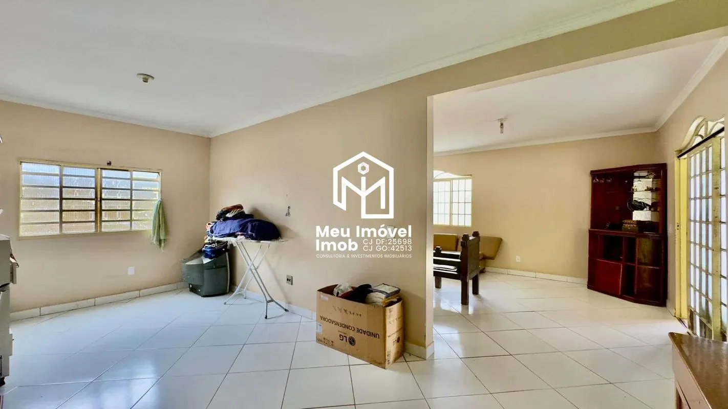 Imagem Casa 4 Quartos 2 Suítes 8 Vagas 800m² Vicente Pires/DF