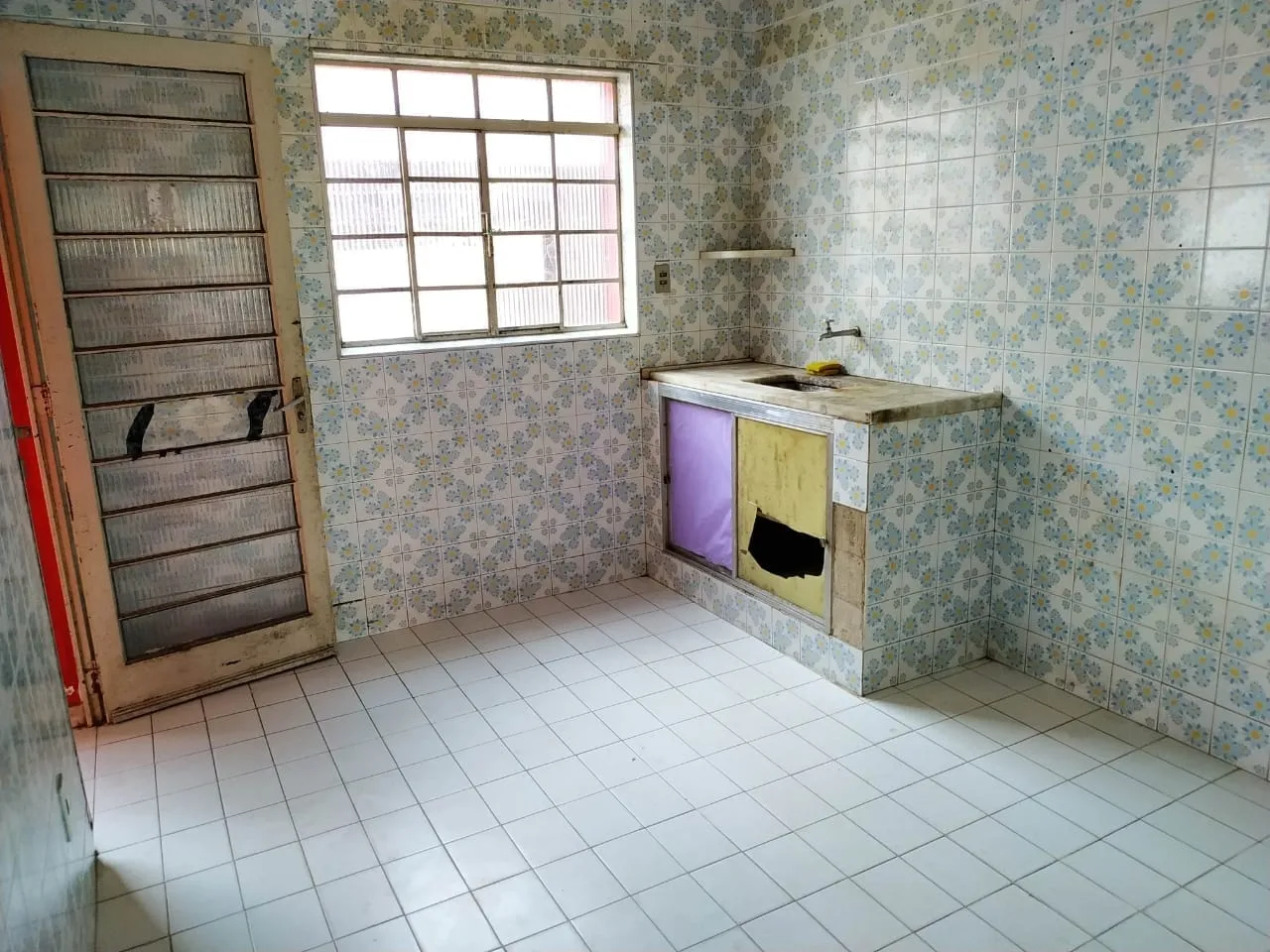 Imagem Casa à venda 2 Quartos, 1 Vaga, 147M², Centro, Pindamonhangaba - SP