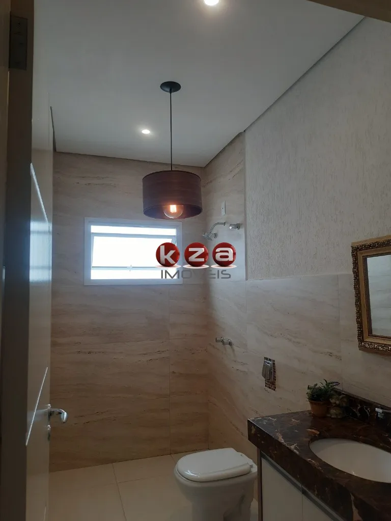 Imagem Casa de alto padrão à venda em condomínio exclusivo de Valinhos-SP, no Loteamento Residencial Santa Gertrudes: 3 quartos, 1 suíte, 2 salas, 3 banheiros, 2 vagas de garagem, 287,60 m².