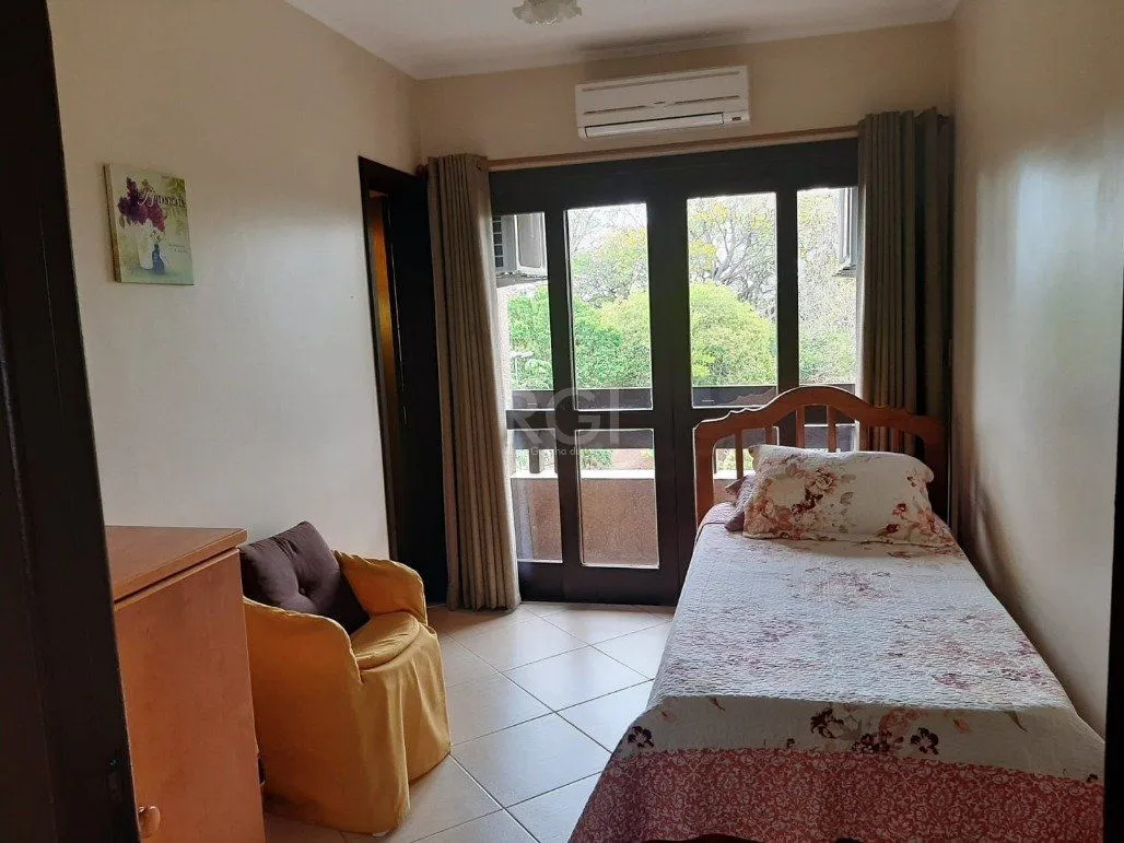 Imagem Cobertura para Venda - 250.15m², 3 dormitórios, sendo 2 suites, 3 vagas - Cristo Redentor