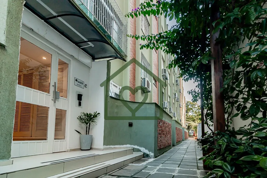 Imagem COBERTURA DE 196m² COM 2 DORMITÓRIOS, 2 BANHEIROS, 2 SALAS, COZINHA, ESCRITÓRIO, AMPLO ESPAÇO EX...