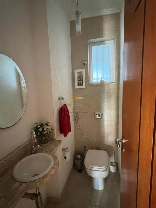 Imagem Casa para Venda no bairro Várzea
